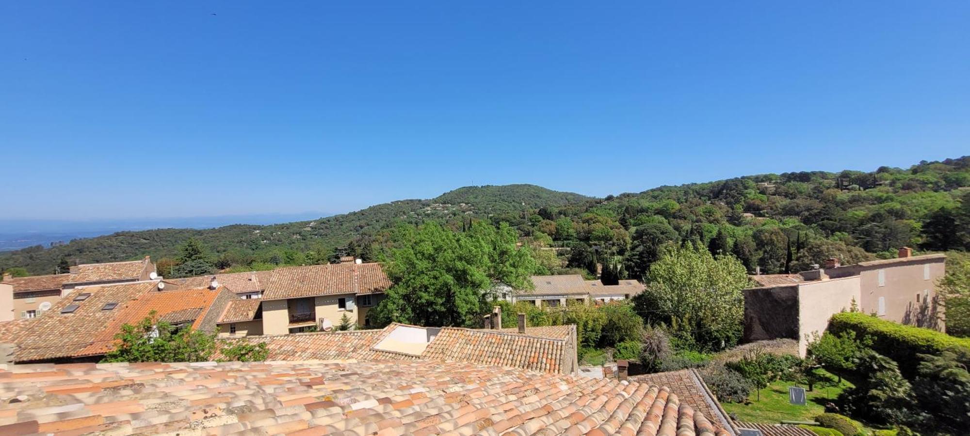 Résidence Hôtelière La Sarrazine La Garde-Freinet Esterno foto